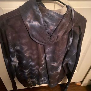 Rainbow skull sweatshirt